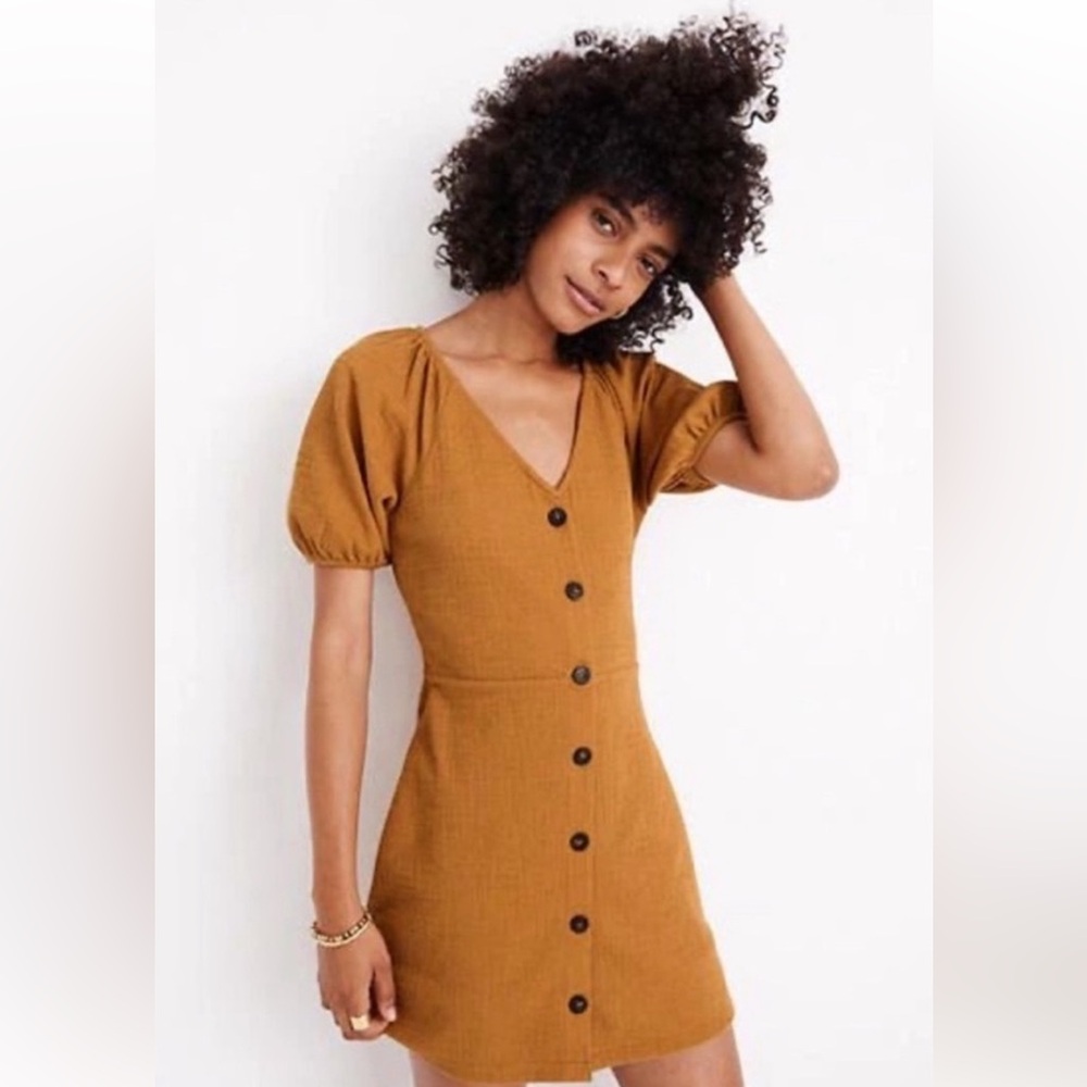 Madewell Ochre Dress
- available or looking to exchange for a Size S